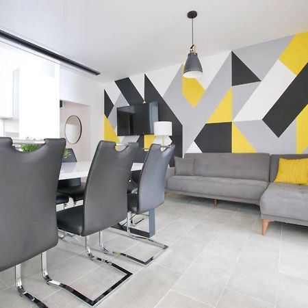 Premium Apartment By Hi5-Vaci Str. 3 Bedroom Budapest Exterior foto